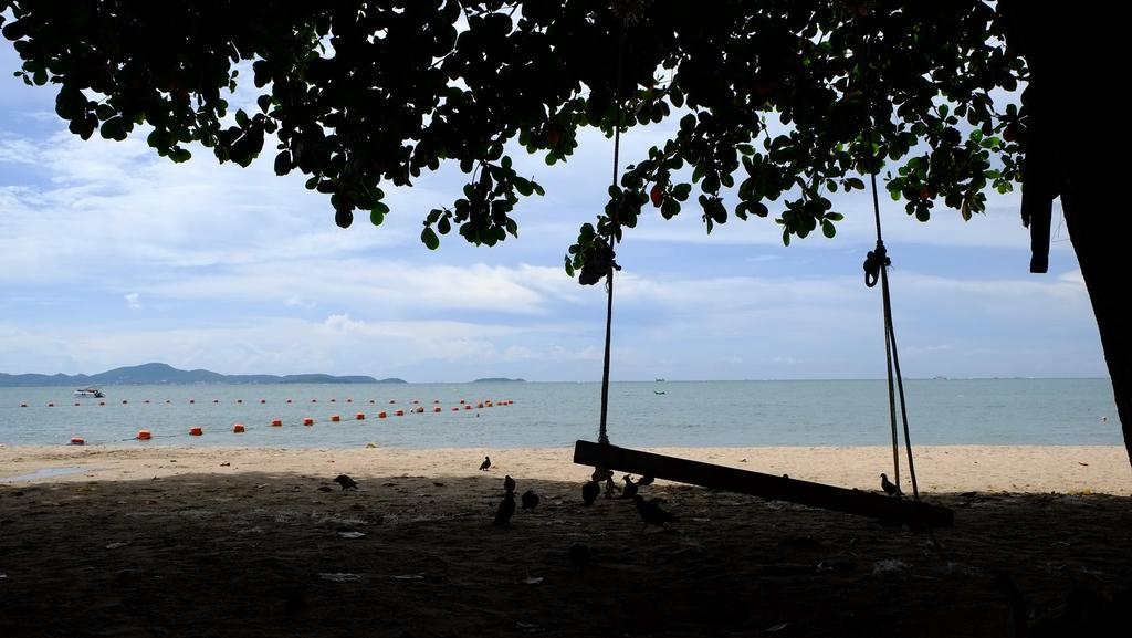 Peak Tower in Phatumnak  Pattaya Bagian luar foto