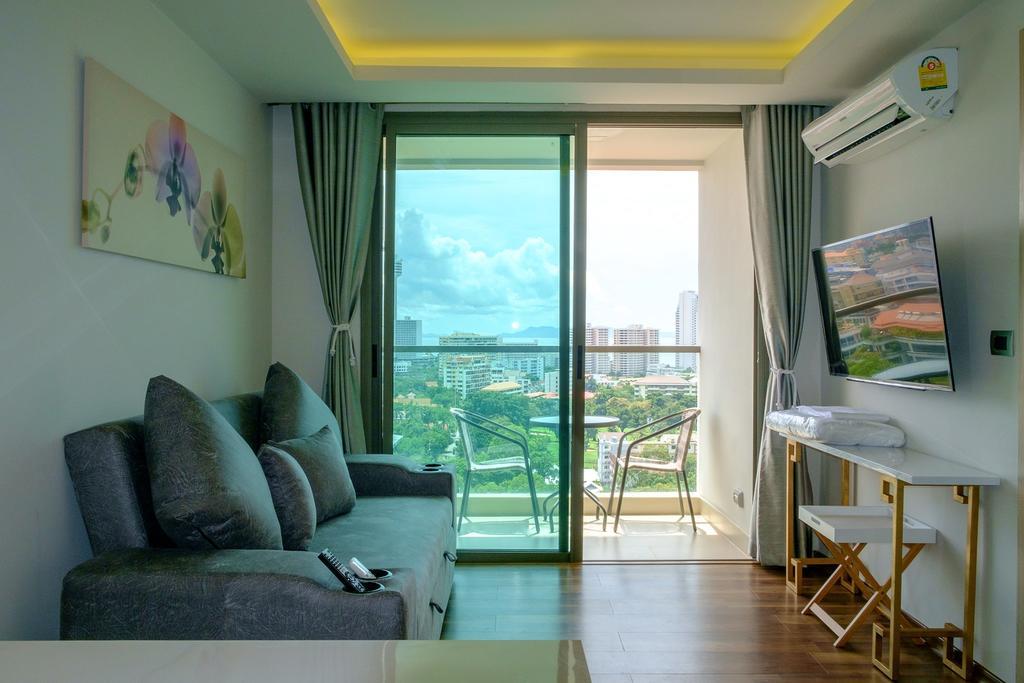 Peak Tower in Phatumnak  Pattaya Bagian luar foto