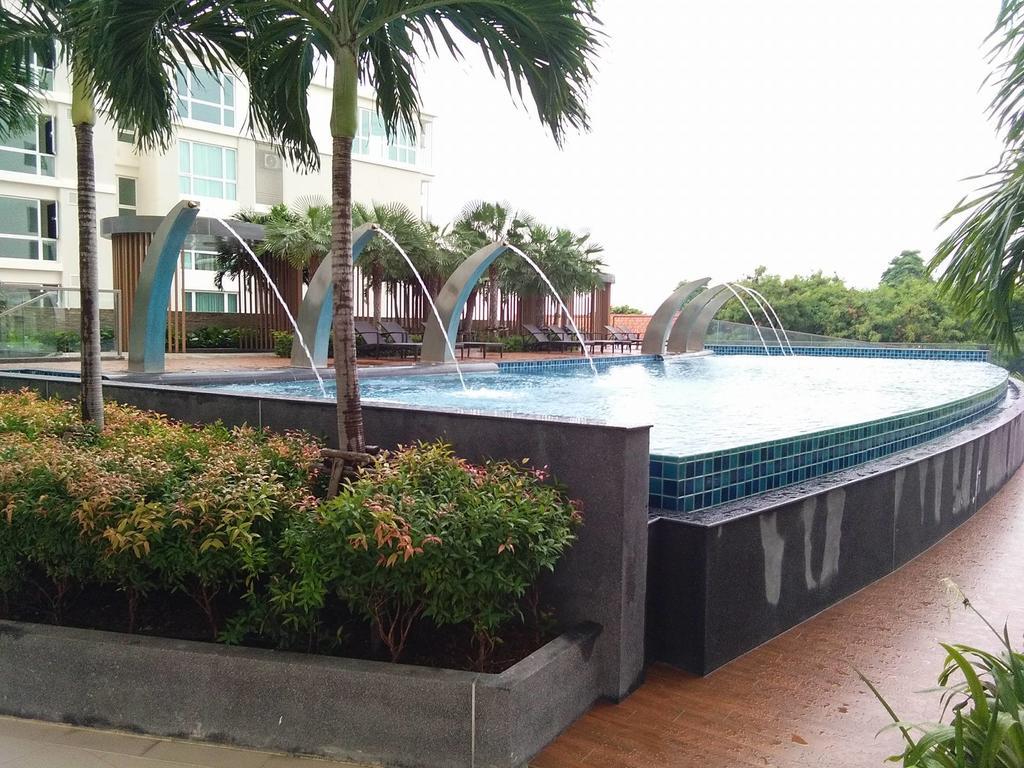 Peak Tower in Phatumnak  Pattaya Bagian luar foto