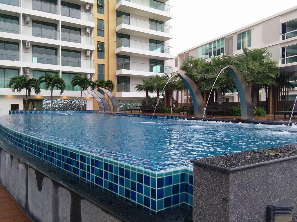 Peak Tower in Phatumnak  Pattaya Bagian luar foto